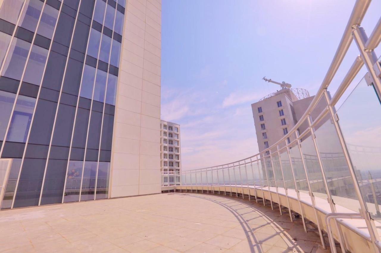 סקופיה 33Rd Floor Luxury Apartment Spa & Fitness מראה חיצוני תמונה